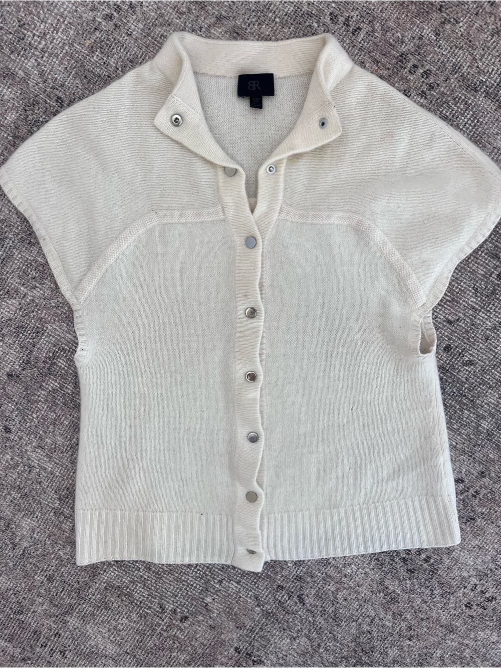 Vintage Cashmere Banana Republic Cream Snap-Front Knit Vest Sweater XS